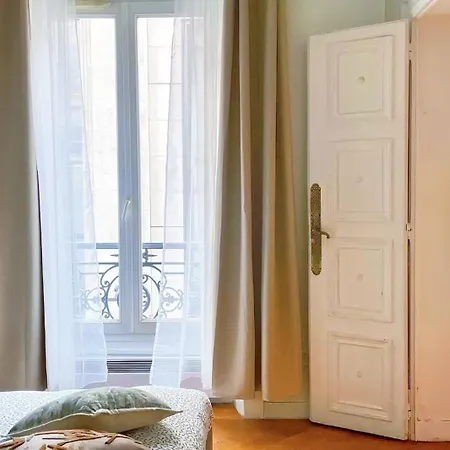 Lejlighed Un Grand 3p Haussmannien Situe A Cote Des Galeries Lafayette
